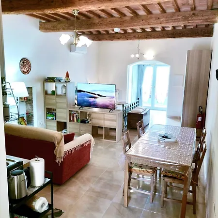 Il Colle Apartman Treggiaia